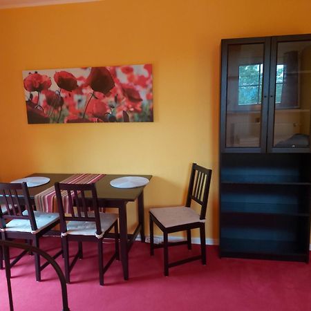 Kemenate Zimmer Gechaichnishof 7Born Maring-Noviand Екстериор снимка